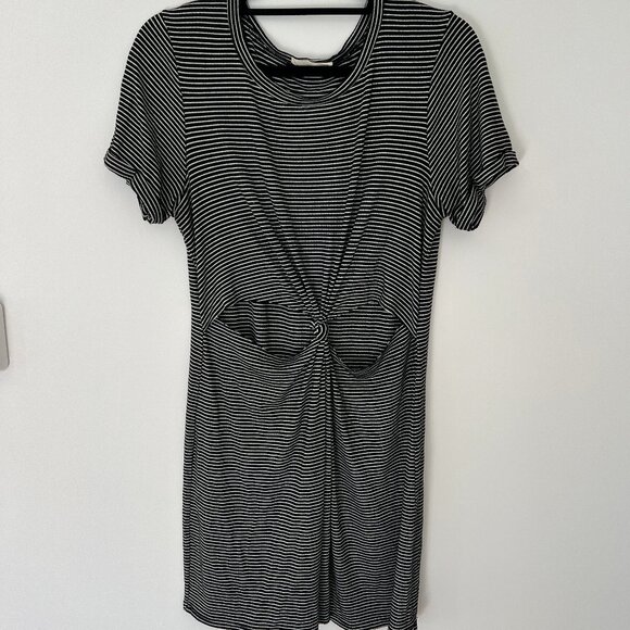 Cut-out Dress - Picture 1 of 2